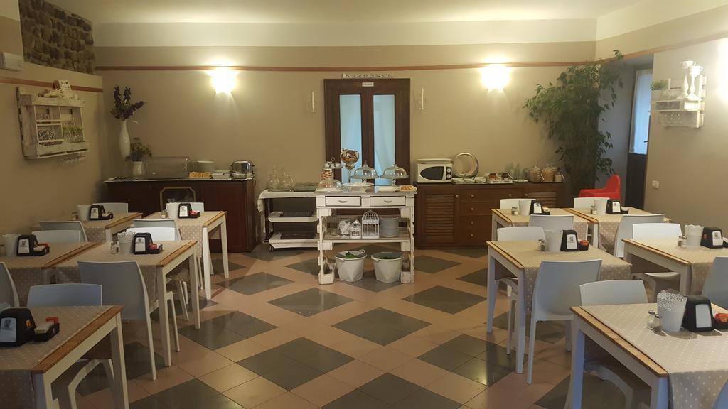 Boutique Hotel Corte Malaspina 카스텔누보델가다 외부 사진
