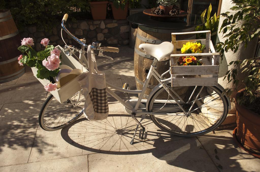 Boutique Hotel Corte Malaspina 카스텔누보델가다 외부 사진