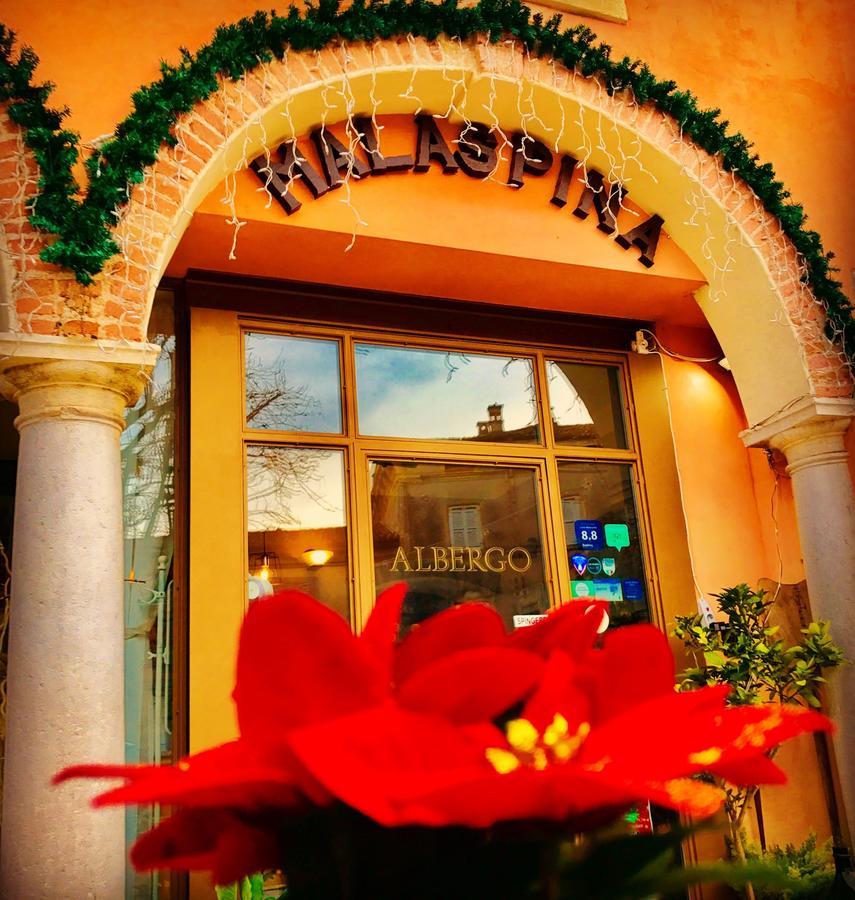 Boutique Hotel Corte Malaspina 카스텔누보델가다 외부 사진